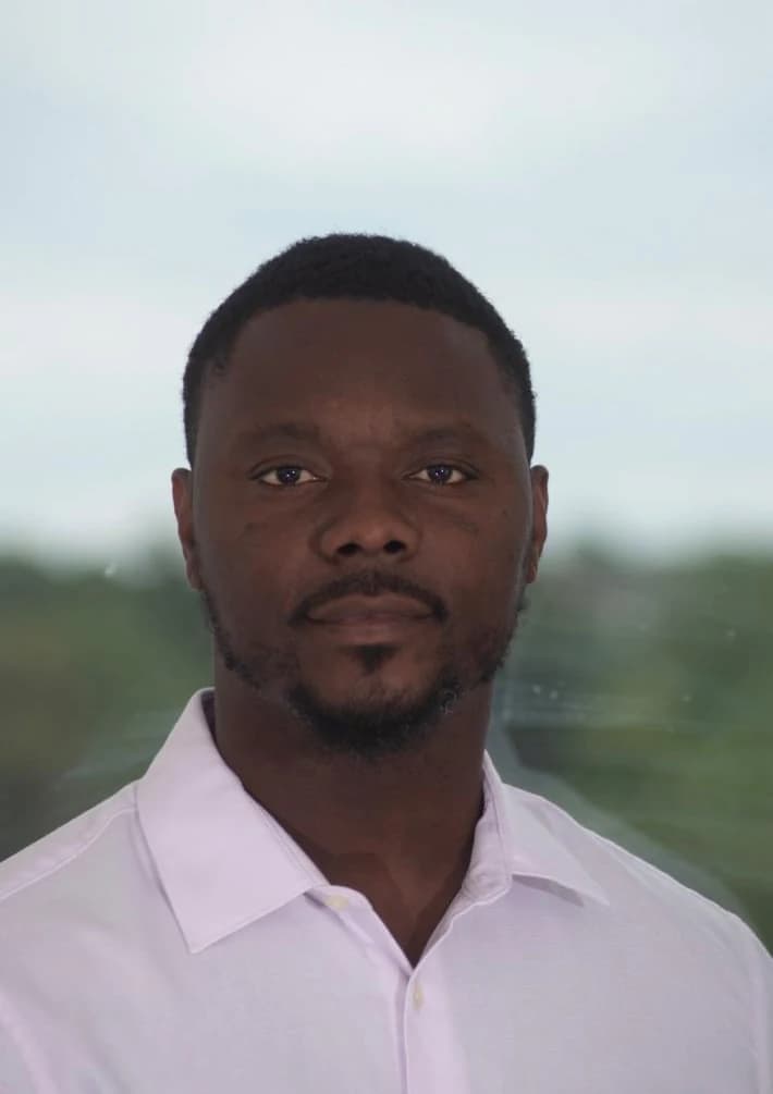 Portrait of Lucky Aigbefoh, UK trustee of OAKonsult